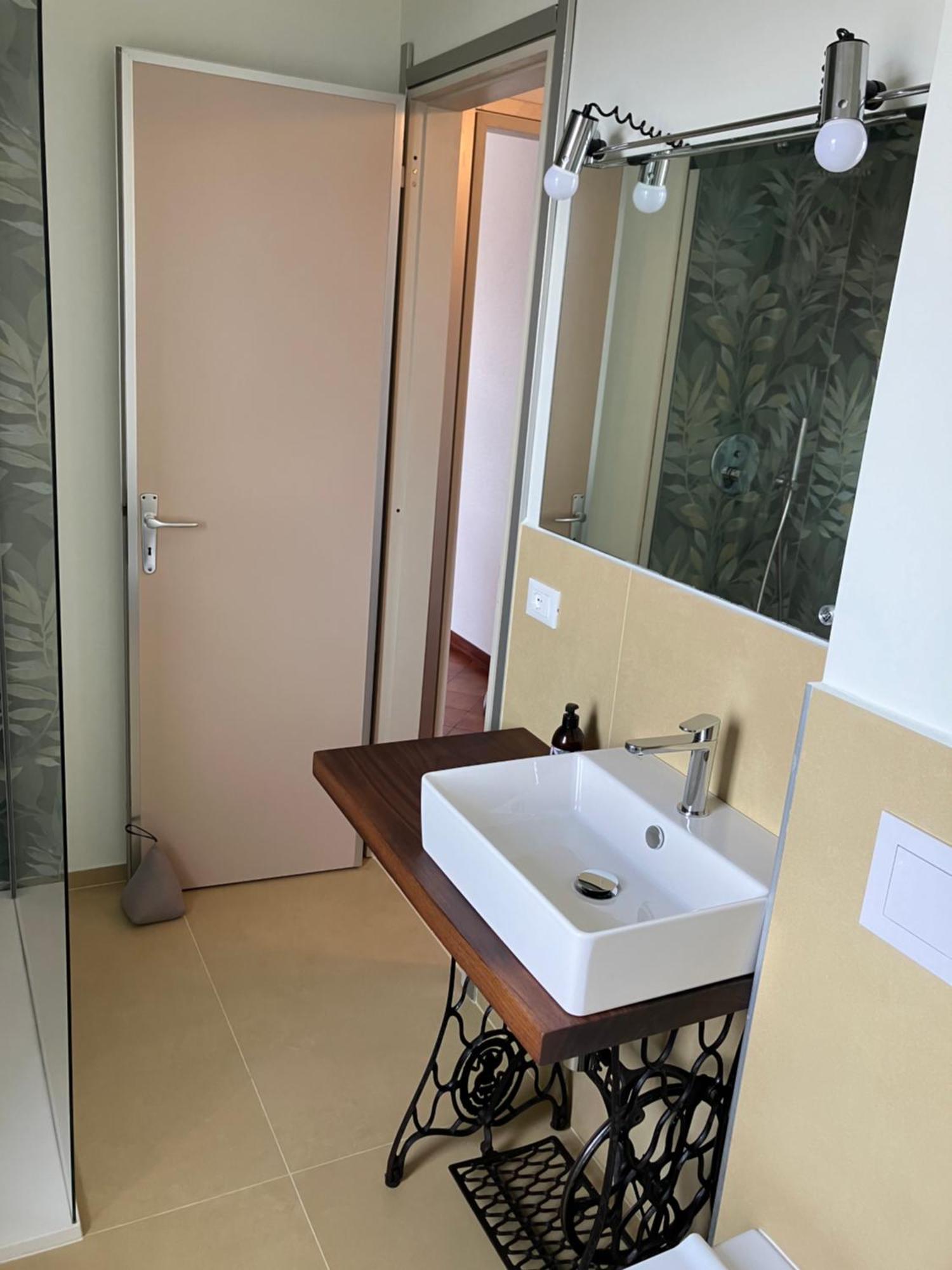 Aria Luce Mare Apartment San Bartolomeo Al Mare Exterior foto
